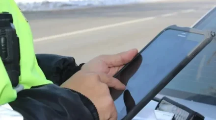 Енді патруль қызметкерлері жүргізушілердің жеке деректерін тексере алмайды