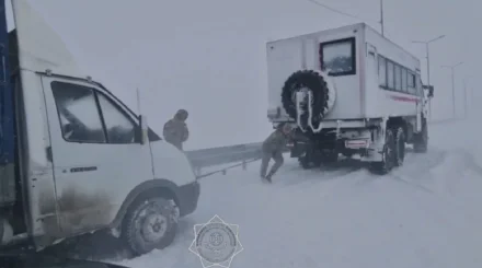 Қолайсыз ауа райы: елімізде қай аймақта көлік қозғалысына шектеу қойылды