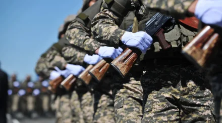 Армия жастарды еліміздің нағыз азаматы етіп тәрбиелеуі керек – Президент