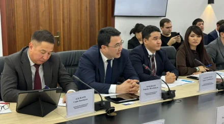 Алматының Жетісу ауданы әкімдігінде атмосфералық ауаны қорғауға қатысты жаңа талаптар түсіндірілді