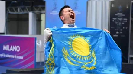 Қазақстандық семсерші Әлем кубогында топ жарды