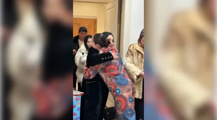 «Бүкіл ел қуанды»: Жұлдыз Әбдукәрімова қоныс тойын тойлады