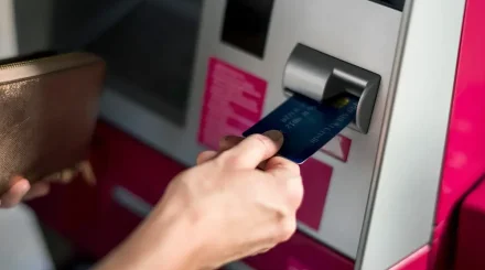 Қарағандыда дропперлікпен айналысқан студенттерге сот үкімі шықты