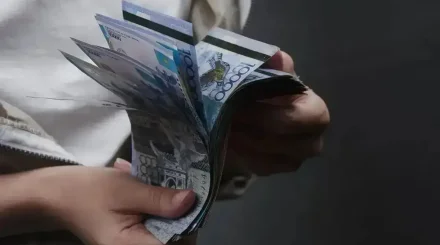 Балкон орнатамын деп 20 млн теңгені қалтасына басқан: күдікті Маңғыстауда қолға түсті
