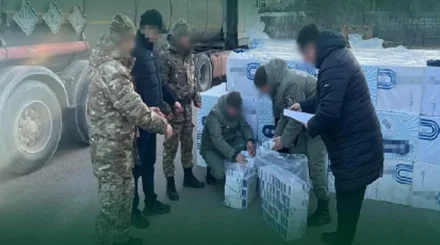 Қазақстанға 150 мың қорап темекіні заңсыз өткізбек болғандар қолға түсті