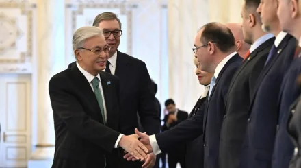 Ақордада Сербия президентін салтанатты қарсы алу рәсімі өтті