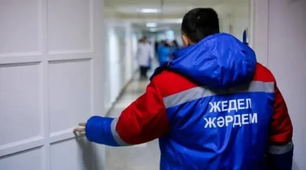 Атырауда жоғары сынып оқушысы 12 жастағы қызды пышақпен жарақаттады