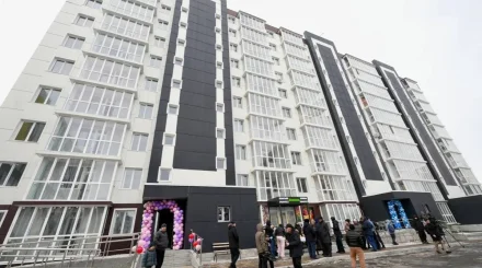 Көрісу күніндегі қоныс той: Өскеменде 20 отбасы баспаналы болды