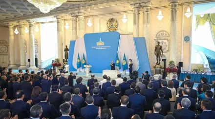 Тоқаев жаңа Конституцияға сәйкес адал қызмет етуге серт берді