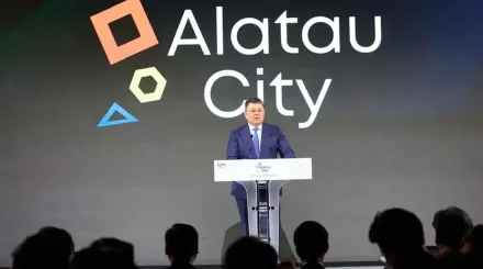 2050 жылға қарай Алатау қаласының өңірлік ішкі өнімі 50 млрд долларға жетпек - Бозымбаев