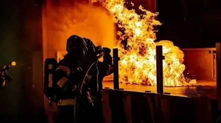 Қарағанды облысында көпқабатты үйде газ жарылып, сегіз адам зардап шекті