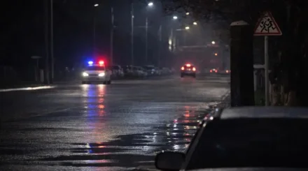 Ақтауда ағасы інісін ұрып-соққан: арнайы жасақ келіп, ұстап алып кетті (ВИДЕО)