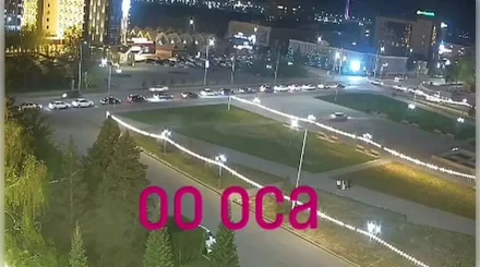 Семейде мас жүргізуші Абай атындағы кітапхана ғимаратына соғылды (ВИДЕО)