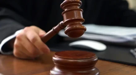 Қытайда жемқорлық үшін екі бұрынғы қорғаныс министрі өлім жазасына кесілді