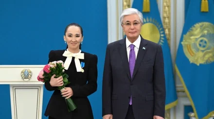 Әлия Әшім, Дастан Оразбеков, Аян Өтепберген: Тоқаев жас таланттарды мемлекеттік медальдермен марапаттады (ВИДЕО)