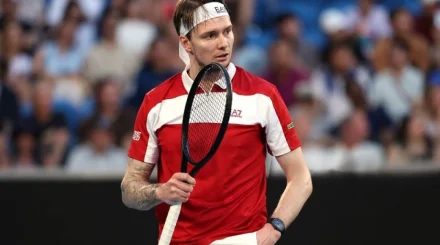 Бублик вышел в полуфинал турнира ATP в Швейцарии