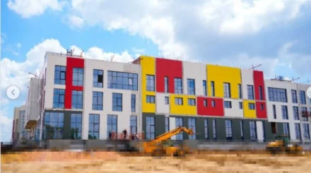 В Астане продолжается работа по строительству школ