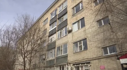 В Актобе жителям отремонтированного по программе модернизации дома арестовали счета из-за технического сбоя