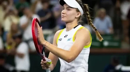 Елена Рыбакина потерпела сенсационное поражение на «Ролан Гаррос»