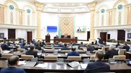 Казахстанских педагогов освободят от ответственности за учеников вне рабочего времени