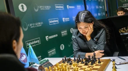Асаубаева победила чемпионку мира на супертурнире Norway Chess-2026