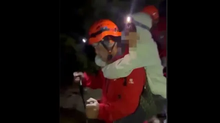 Спуск обернулся ЧП: туриста эвакуировали с пика Фурманова