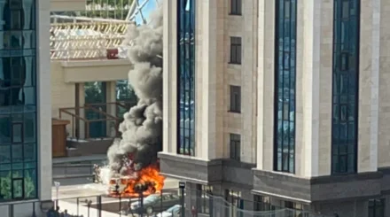 Взрыв прогремел посреди улицы в Астане: есть пострадавшие