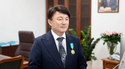 Отца Димаша Кудайбергена наградили орденом "Парасат"