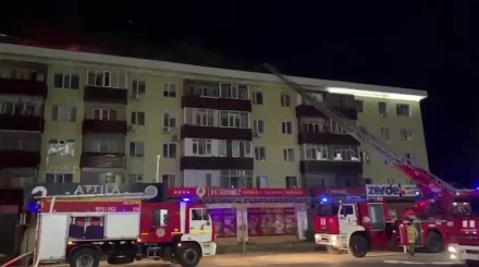 В Актобе жители пострадавшего от пожара общежития просят ускорить восстановительные работы