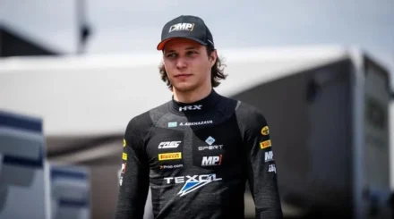 Казахстанский гонщик впервые завоевал серебро европейской серии Formula