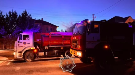 Комната страха сгорела вместе с каруселью в Атырау (ВИДЕО)