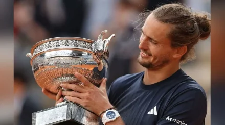 Александр Зверев впервые выиграл турнир «Большого шлема»