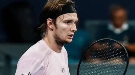 Рыбакина сохранила второе место, Бублик выпал из топ-10: обновлены рейтинги WTA и ATP