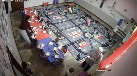 «Давали бананы только для фото»: видео из детсада в Шымкенте вызвало проверку