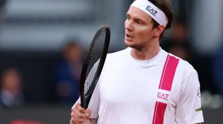 Александр Бублик получил wild card на Уимблдон-2026