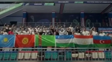 Болельщики Узбекистана вывесили на ЧМ-2026 флаги всех стран Центральной Азии (ВИДЕО)