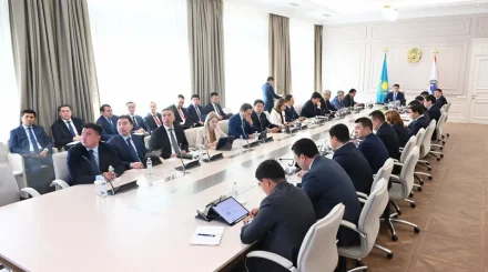 Аким Алматы Дархан Сатыбалды поручил ускорить подготовку к отопительному сезону