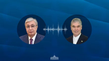  Қасым-Жомарт Тоқаев Гурбангулы Бердімұхамедовпен сөйлесті 