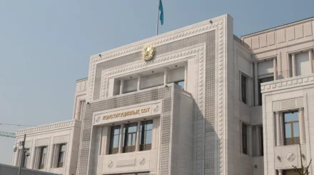 Трудовой кодекс Казахстана признали противоречащим Конституции