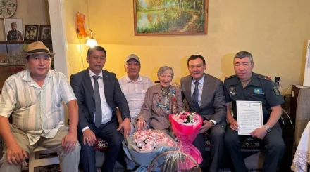 В Алматы ветерана Великой Отечественной войны Екатерину Баранову поздравили со 101-летием