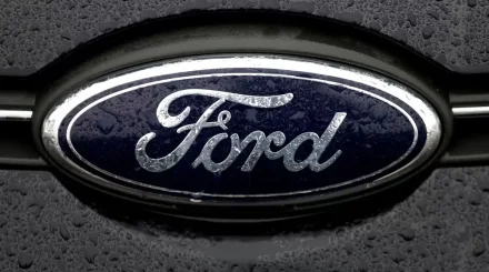Ford отзывает сотни тысяч автомобилей из-за риска самопроизвольного движения