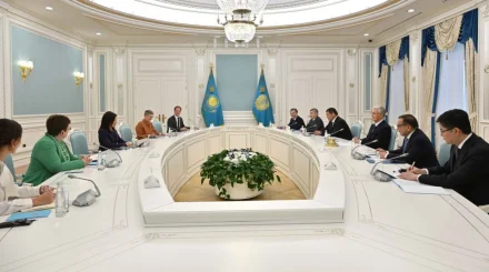 Токаев принял федерального министра экономики и энергетики Германии