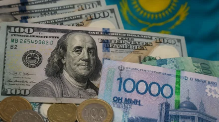 Доходы растут только на бумаге? Что происходит с зарплатами в Казахстане