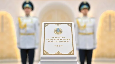 Это историческое решение навсегда останется в летописи страны - Президент поздравил народ Казахстана