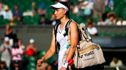 Елена Рыбакина сенсационно завершила выступление на Уимблдоне-2026