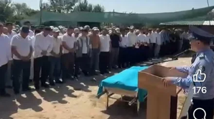 В Туркестане простились с погибшим при исполнении полицейским