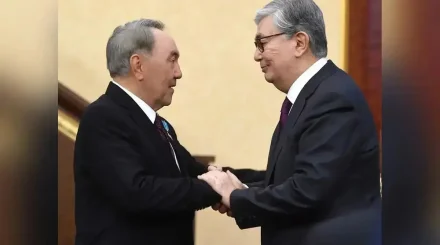 Тоқаев Нұрсұлтан Назарбаевты туған күнімен құттықтады