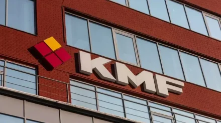 Пенсионер узнал о «своем» кредите от KMF из SMS: кто получил деньги