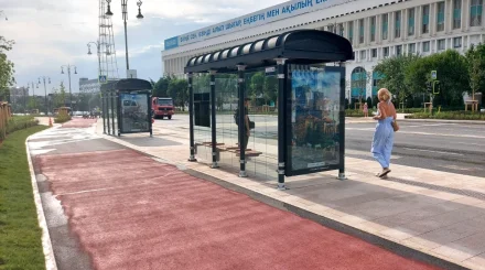 В Алматы запустили новую остановку на площади Республики