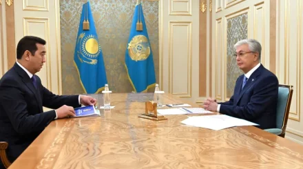Президент встретился с министром сельского хозяйства Айдарбеком Сапаровым
